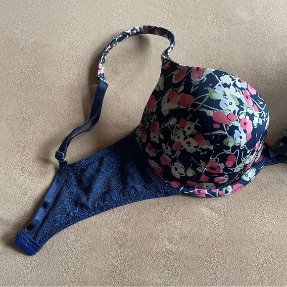 cK Bra and Panty Set - 32D, Small - Picture 3 of 11